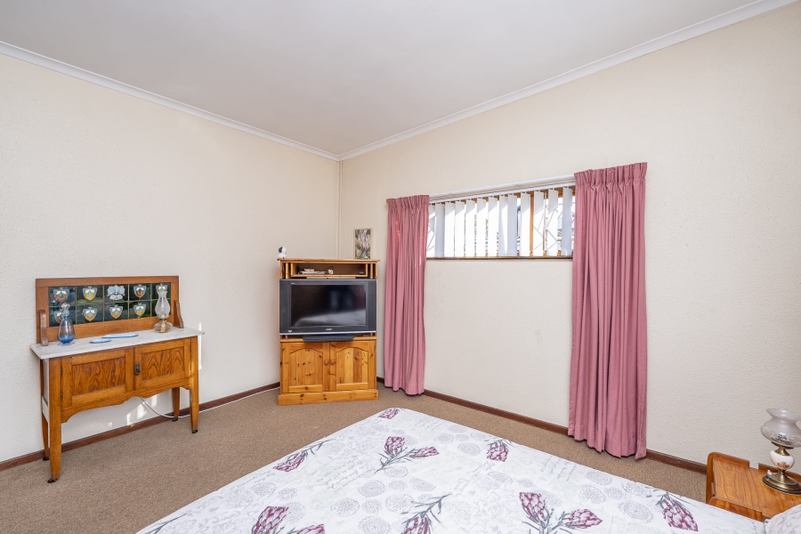 4 Bedroom Property for Sale in Morgenster Western Cape